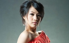 精品成品国色天香卡一卡二